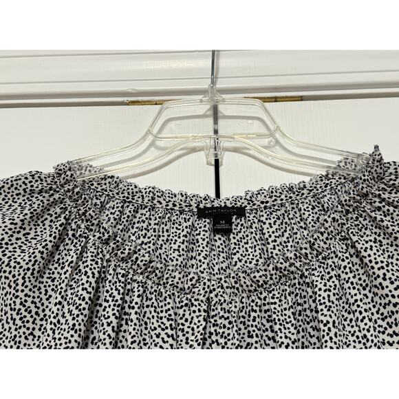 Ann Taylor Beige and Black Printed Blouse, Size M - Picture 4 of 6